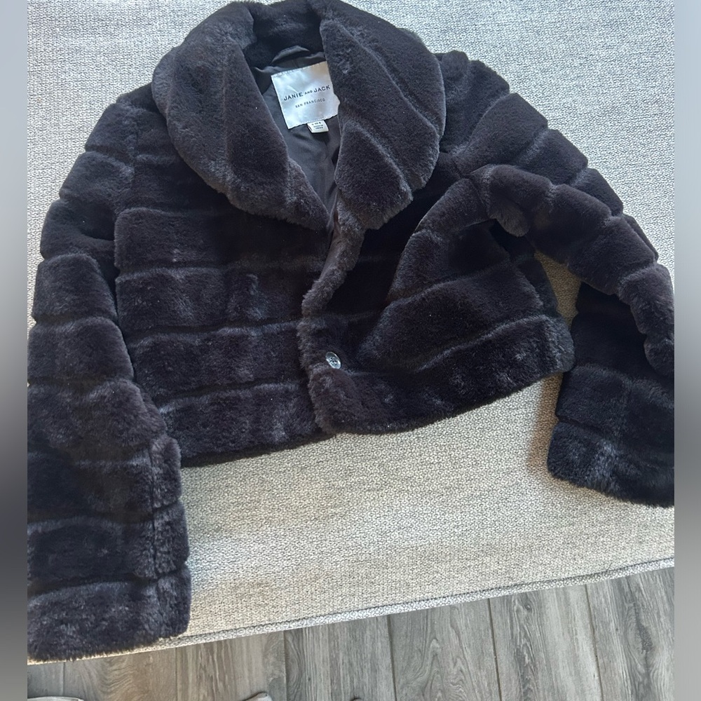 Janie and Jack faux fur cropped jacket size 5 to 6